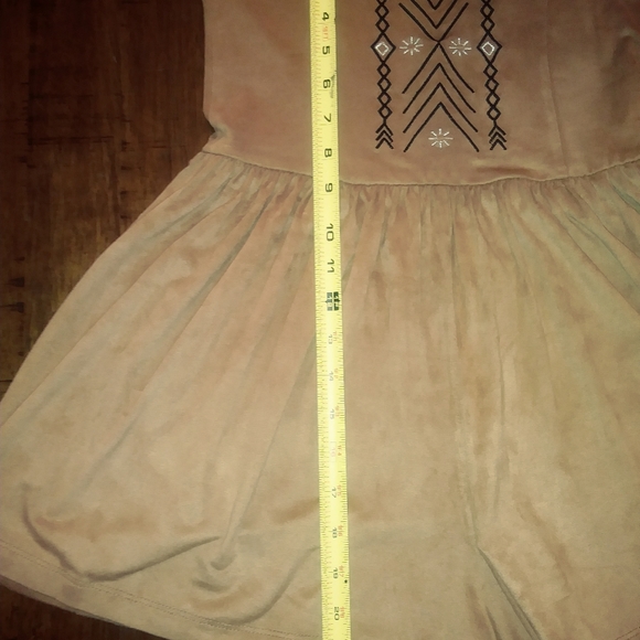 Suede romper - Picture 5 of 6